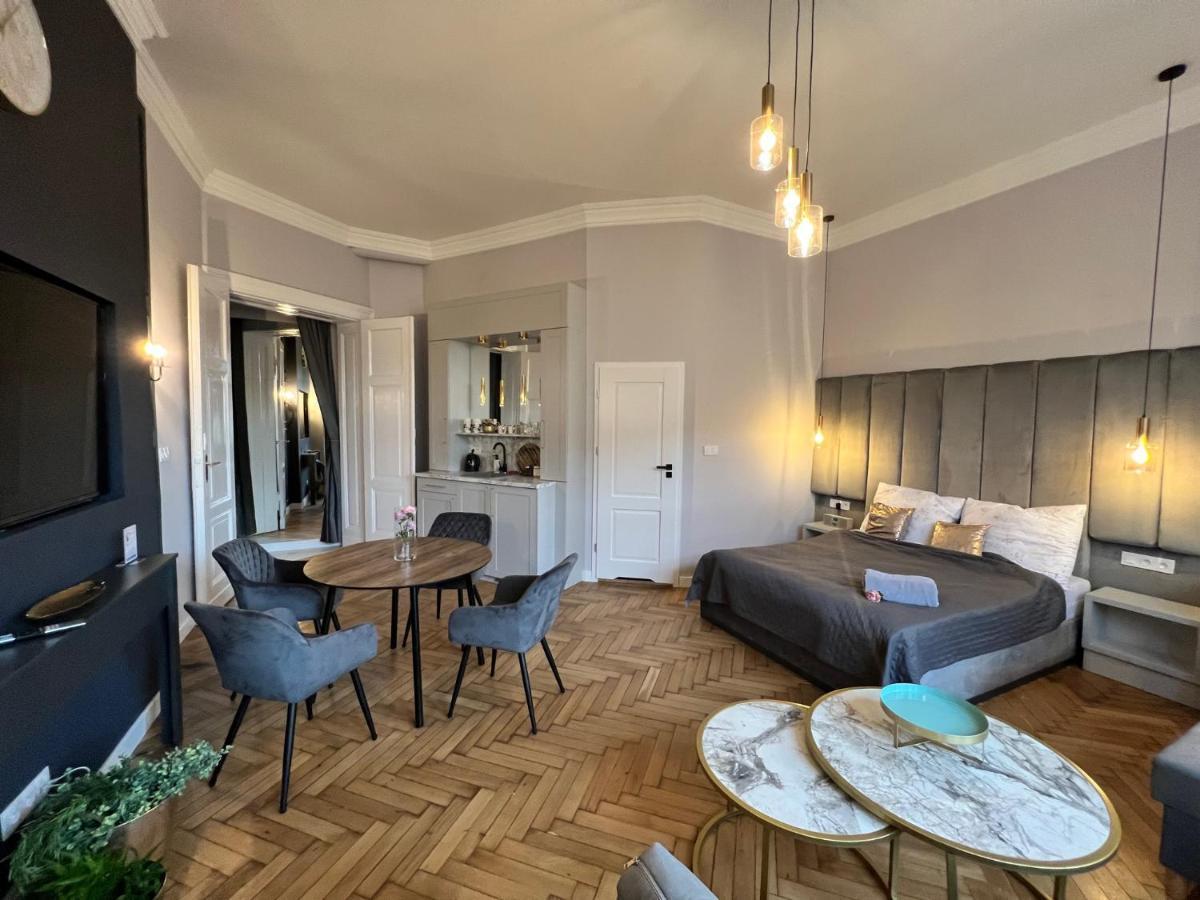 Dk Premium Ballady I Romanse Olsztyn  Buitenkant foto